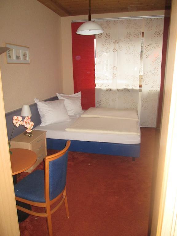 Gruener Baum Nuernberg Brunn Otel Dış mekan fotoğraf